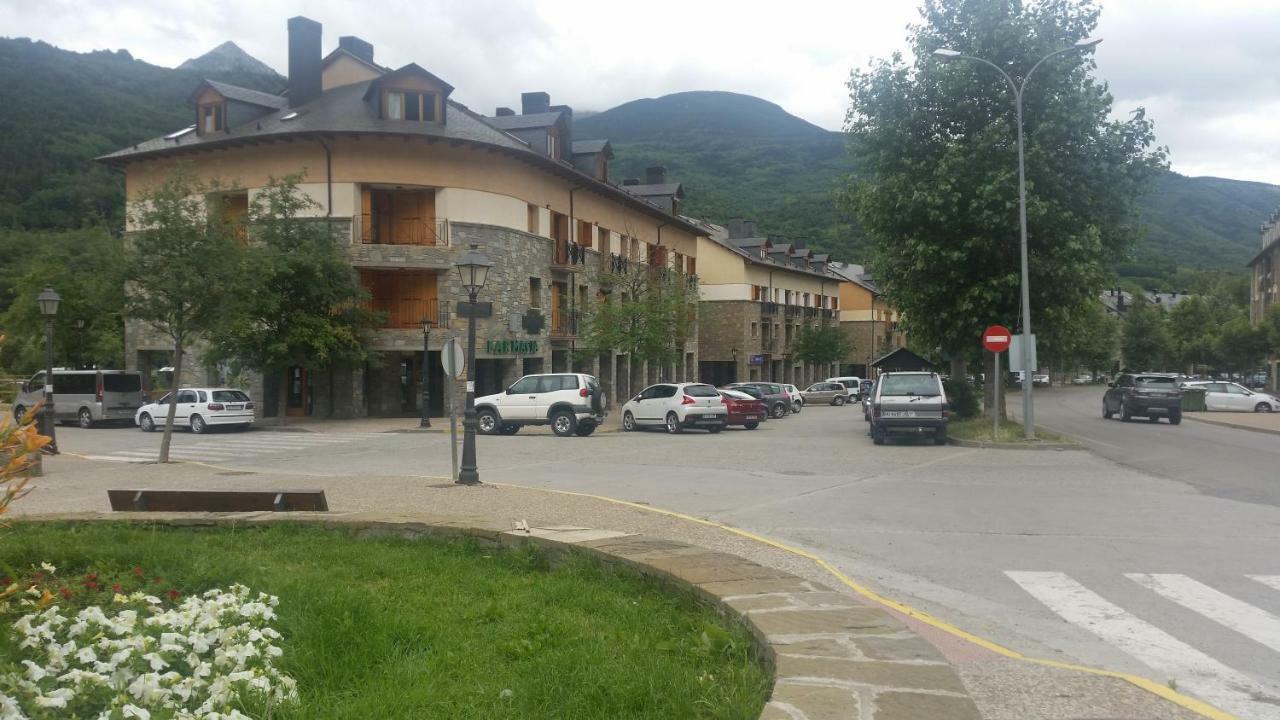 Reconquista Apartment Benasque Luaran gambar